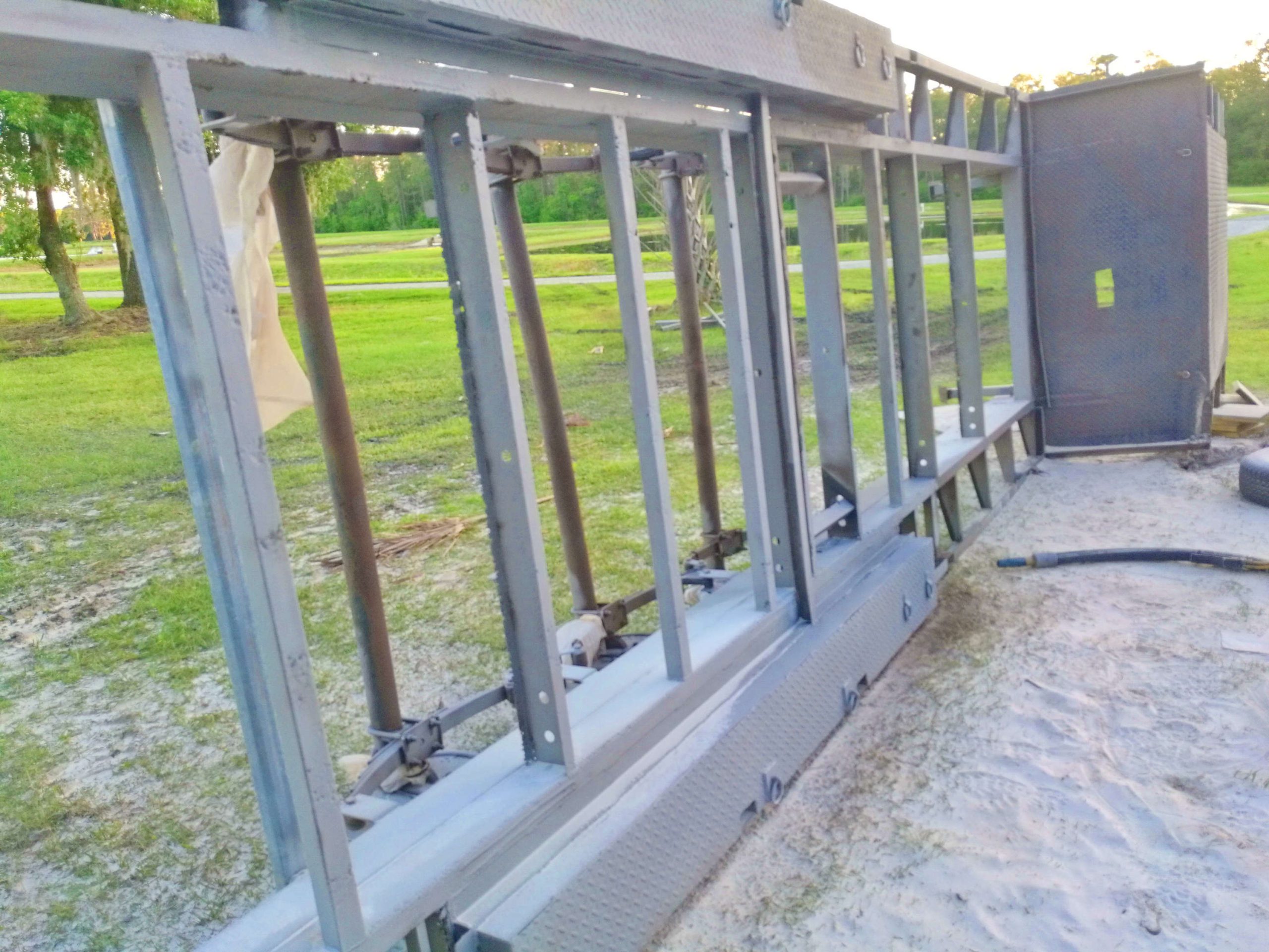 30_ft_trailer_restore_sandblast_repaint-11