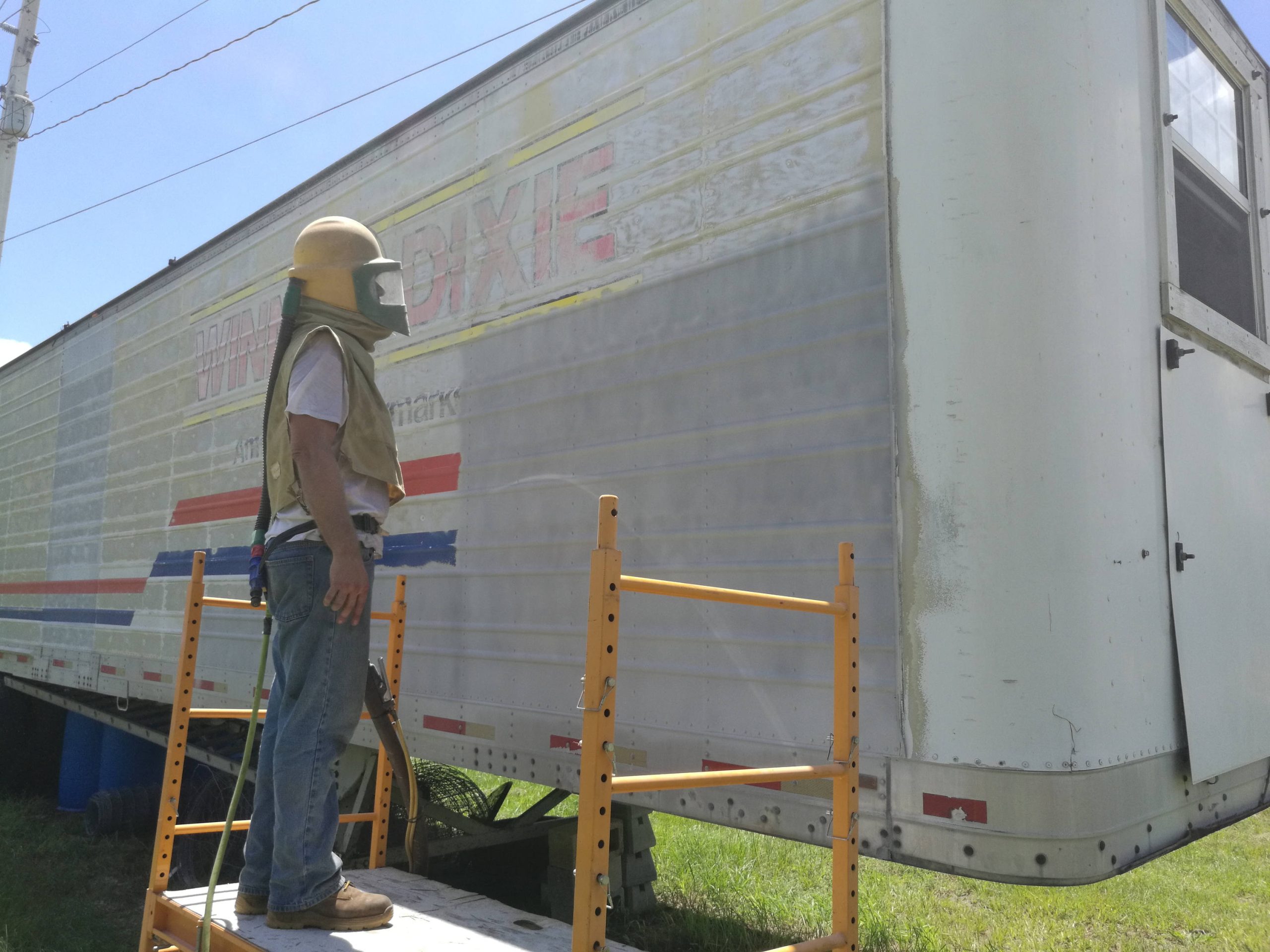 Aluminum_Tractor_trailer_sandblast_paint_removal-03