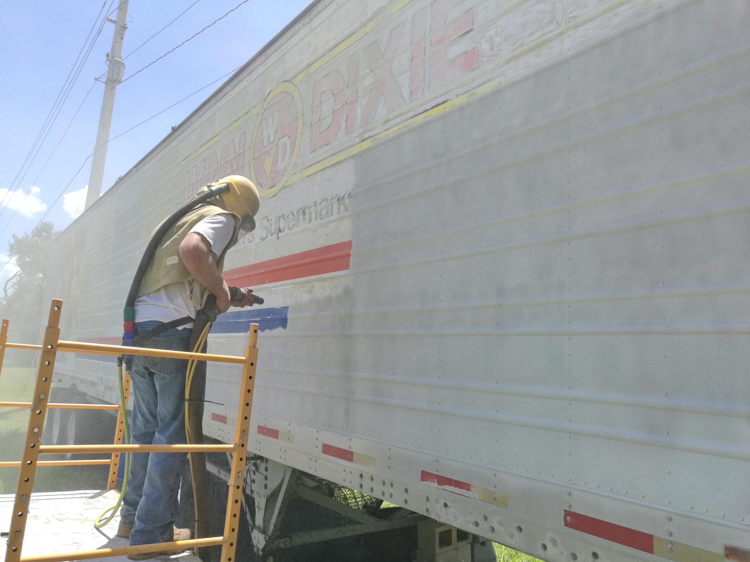 Aluminum_Tractor_trailer_sandblast_paint_removal-10
